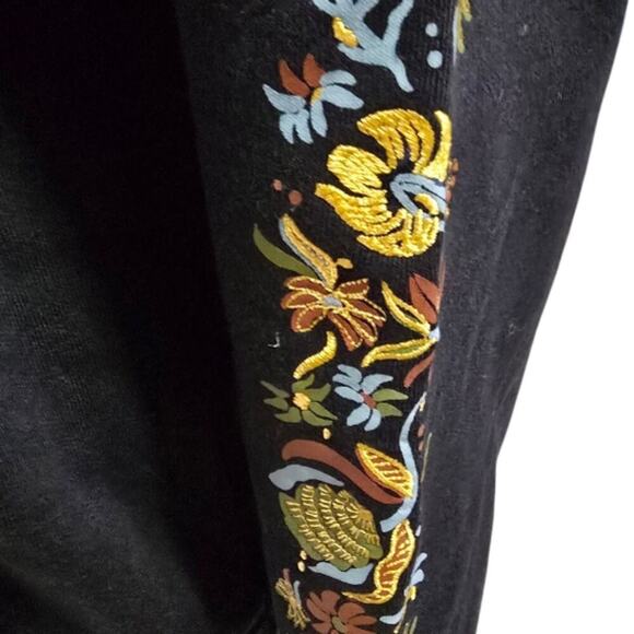 SCOTCH & SODA Men's Black Hoodie with Floral Embroidered Sleeve Design New Small - Picture 3 of 10